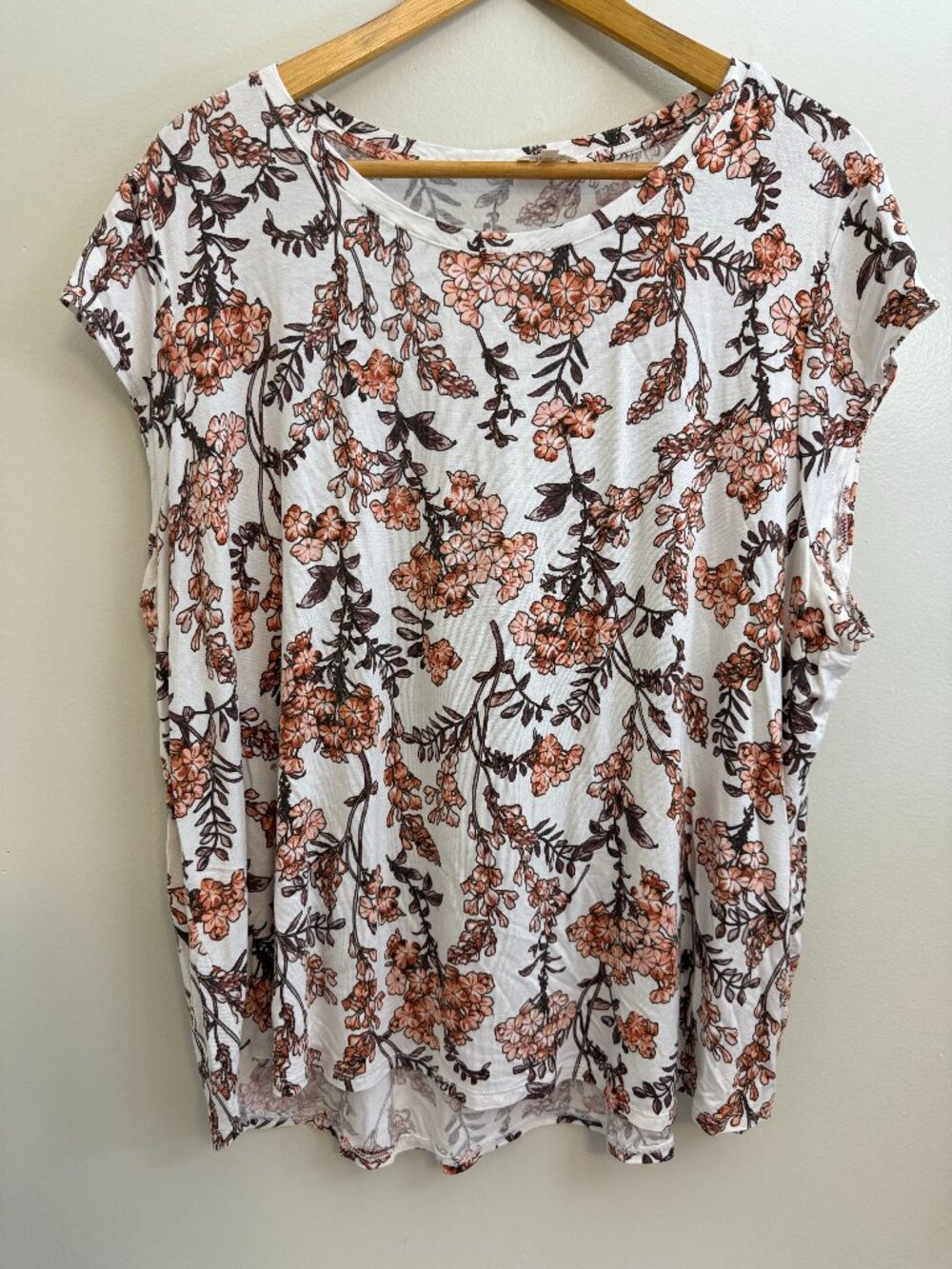 Ava James Womens 2X Blouse‎ White Coral Floral Lightweight Cap Sleeve Pullover